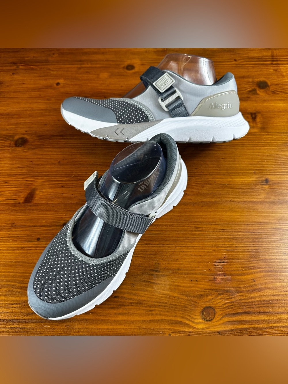 Alegria Atlis Grey Mary Jane Slip-On Sneakers Women’s Size 39 US 9